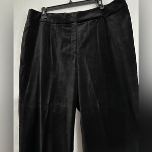 Kasper woman velvet pants. Size 16W.
